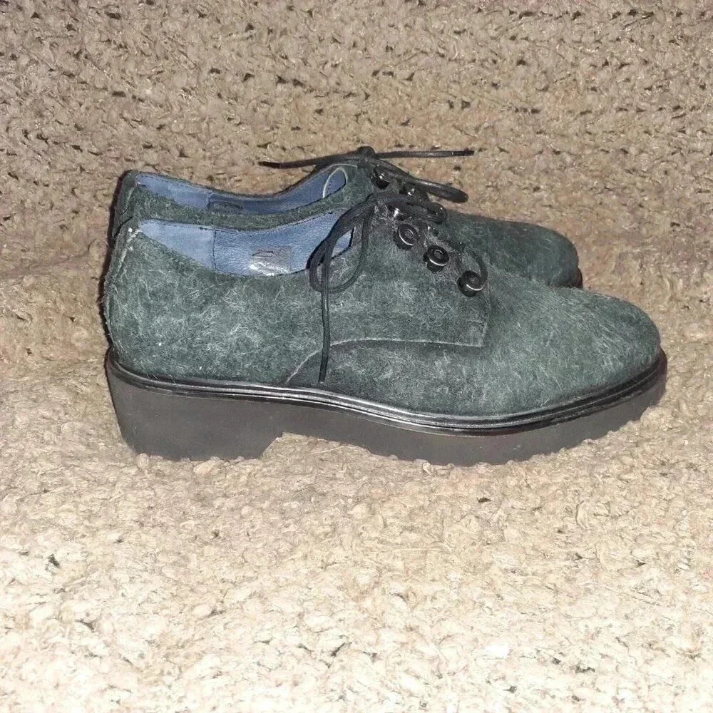 UNITY IN DIVERSITY-Black Hairy Suede-Silver Grommet Eyelets-Oxfords-Sz 37-NM - Picture 4 of 7